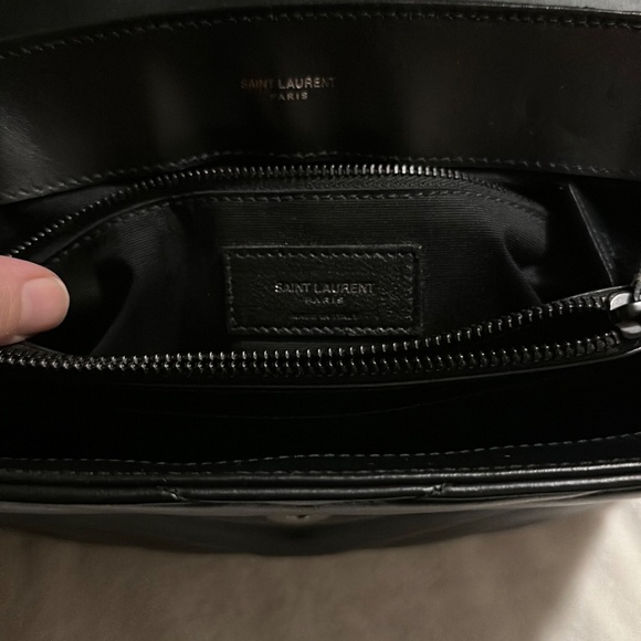 Yves Saint Laurent Black Quilted Shoulder Bag - Picture 8 of 8